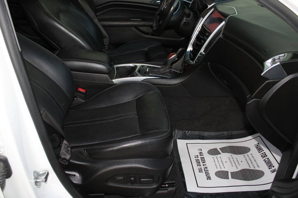 Used 2015 Cadillac SRX Luxury FWD image 12