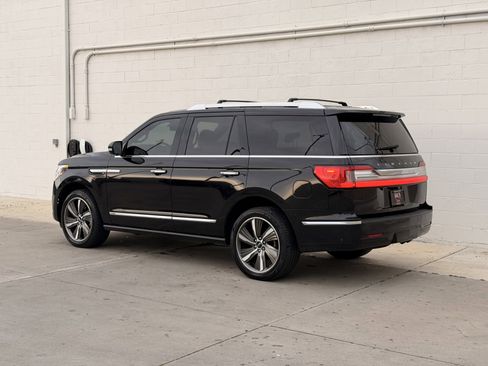 Used 2019 Lincoln Navigator Reserve image 6