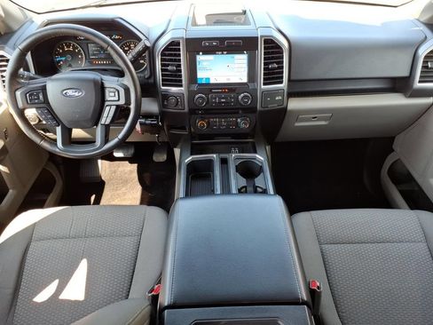 Used 2016 Ford F150 XLT w/ Equipment Group 302A Luxury AWD/4WD image 9