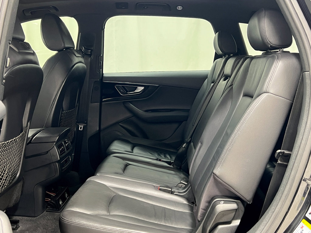Used 2017 Audi Q7 3.0T Premium Plus AWD/4WD image 34