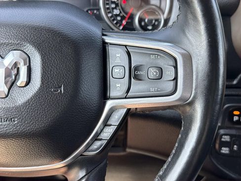 Used 2019 RAM 1500 Laramie AWD/4WD image 13