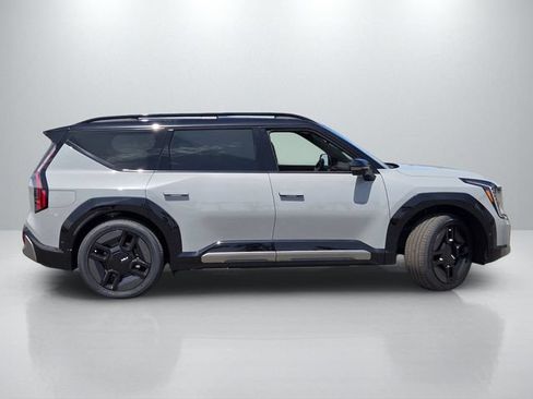 New 2026 Kia EV9 GT-Line AWD/4WD image 3