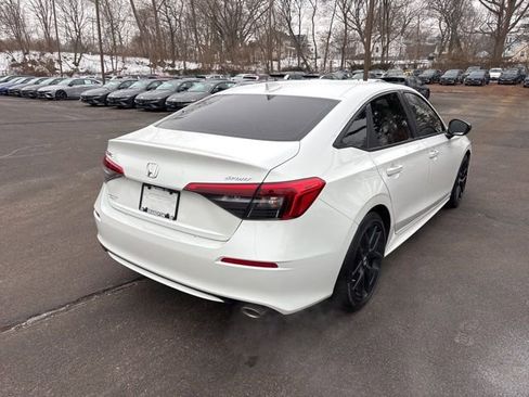 Used 2024 Honda Civic Sport image 6