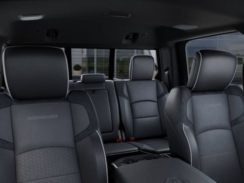 New 2026 RAM 2500 Laramie AWD/4WD image 27
