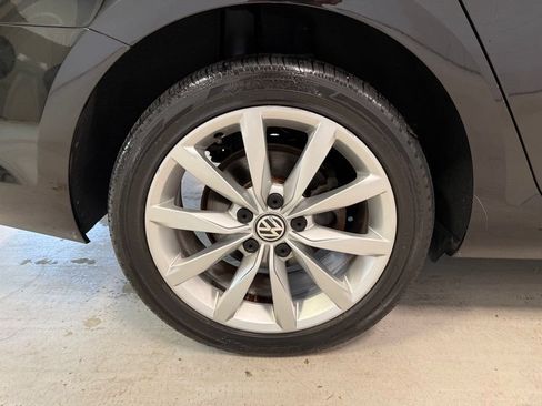 Used 2016 Volkswagen Golf SE FWD image 33