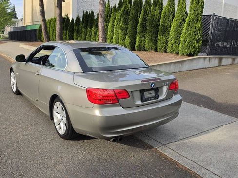 Used 2011 BMW 328i Convertible RWD image 7