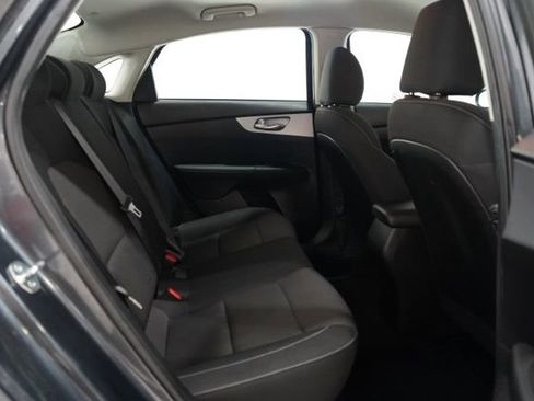 Used 2024 Kia Forte LXS image 32