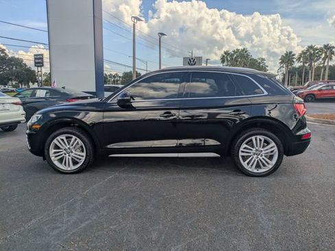 Used 2018 Audi Q5 2.0T Premium Plus w/ Premium Plus Package AWD/4WD image 6