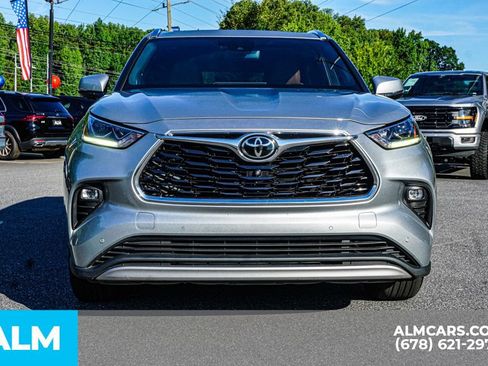 Used 2021 Toyota Highlander Platinum AWD/4WD image 9