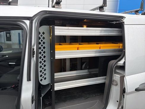 Used 2019 Ford Transit Connect XLT image 19