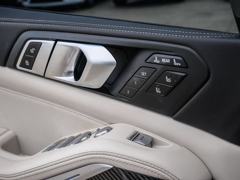 Used 2023 BMW X7 M60i w/ Executive Package AWD/4WD image 45