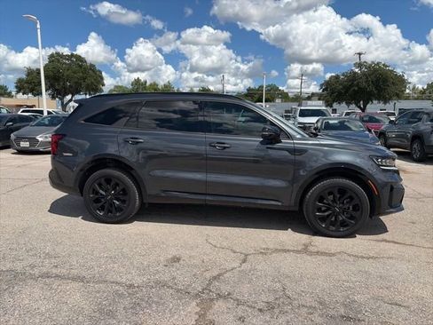 Used 2023 Kia Sorento SX AWD/4WD image 6