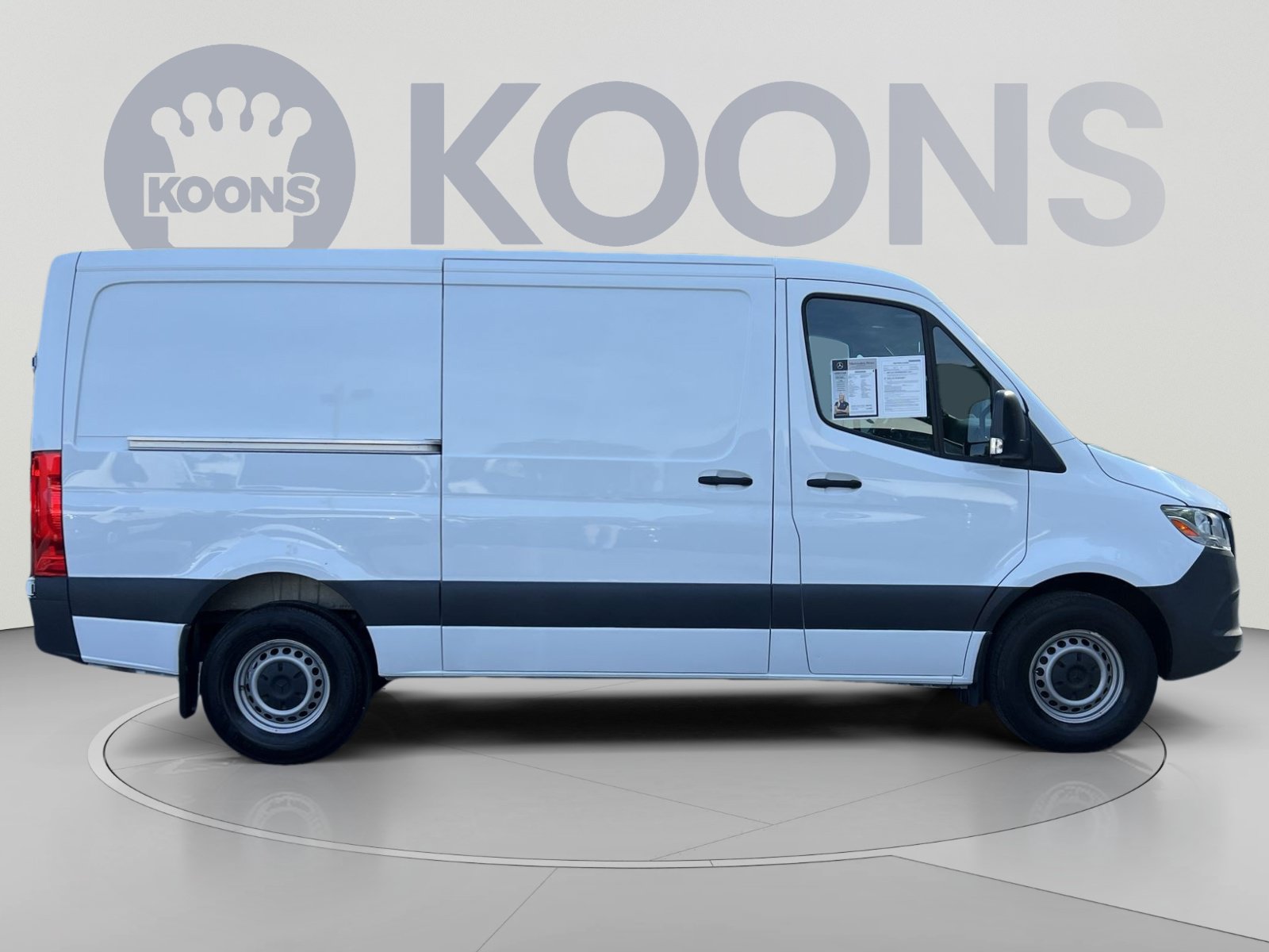 Used 2025 Mercedes-Benz Sprinter 2500 image 12