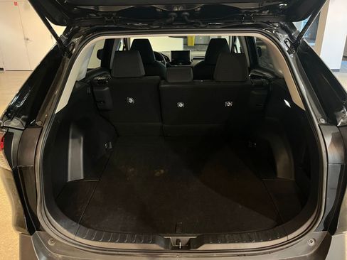 Used 2025 Toyota RAV4 LE image 31