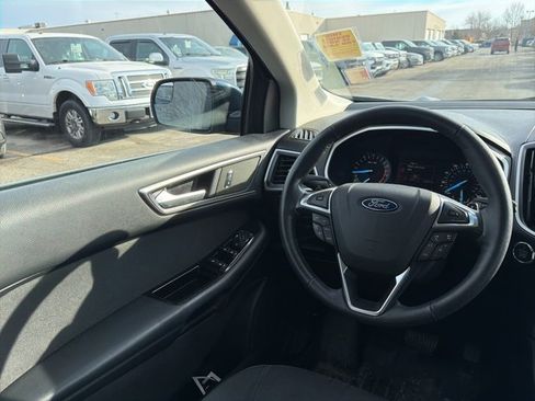 Used 2017 Ford Edge SEL image 14
