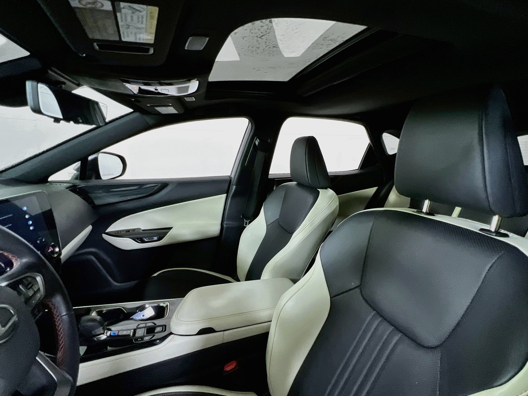Used 2024 Lexus NX 350 AWD image 22