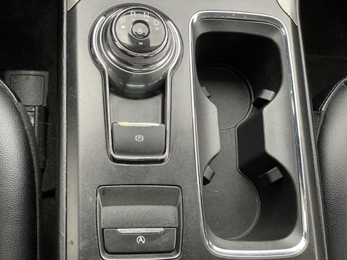 Used 2019 Ford Fusion SEL image 23