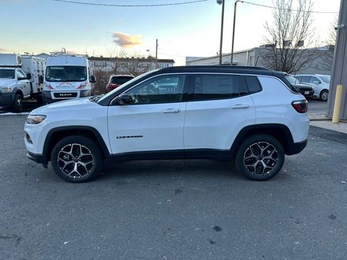 New 2026 Jeep Compass Limited w/ Sun, Sound & Navigation Group image 8