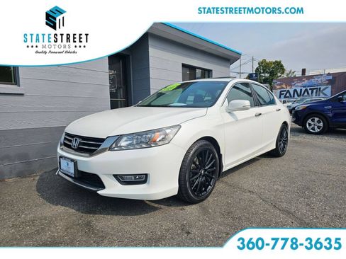 Used 2013 Honda Accord Touring image 1