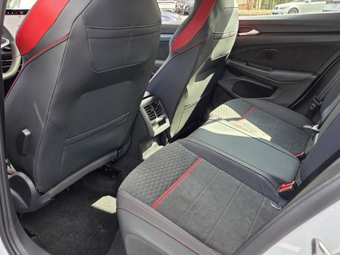 New 2026 Volkswagen Golf SE image 10