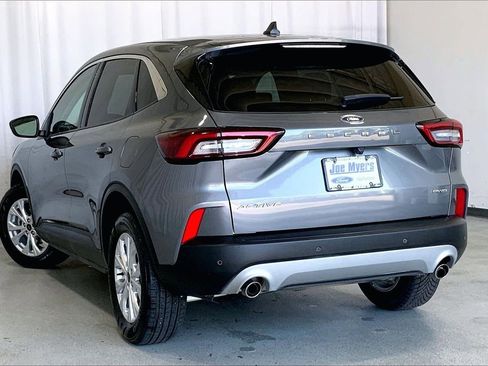 Certified 2024 Ford Escape Active AWD/4WD image 10