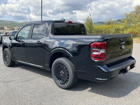 New 2025 Ford Maverick Lobo image 32