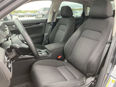 Used 2022 Honda Civic EX image 13