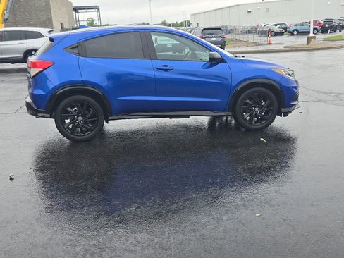Certified 2021 Honda HR-V Sport image 9