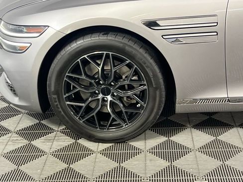 Used 2021 Genesis G80 2.5T image 10