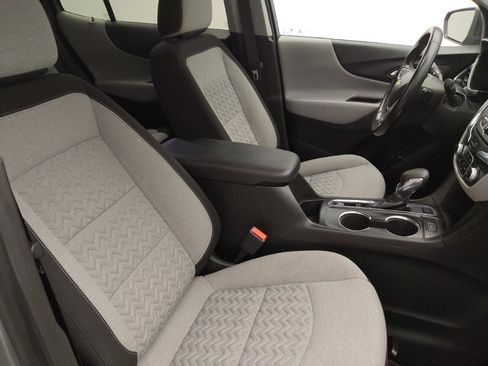 Used 2023 Chevrolet Equinox LT AWD/4WD image 21