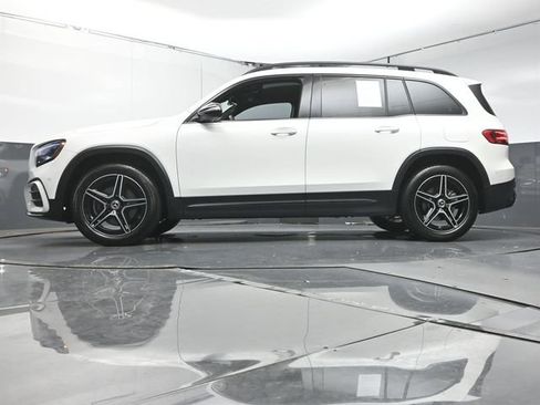 Used 2026 Mercedes-Benz GLB 250 image 38