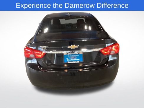 Used 2017 Chevrolet Impala LT w/ Convenience Package image 4