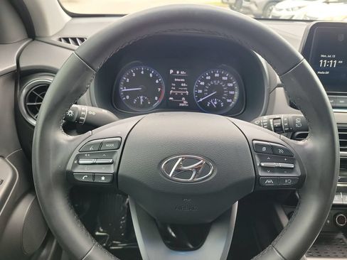 Used 2023 Hyundai Kona SEL w/ Convenience Package FWD image 9