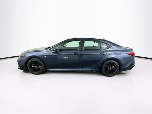 Used 2026 Toyota Camry SE w/ Multimedia Upgrade Package FWD image 4