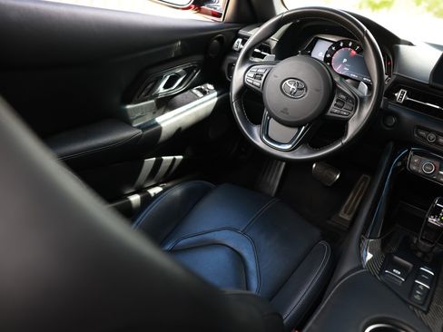 Used 2020 Toyota Supra Premium w/ Driver Assist Package image 18