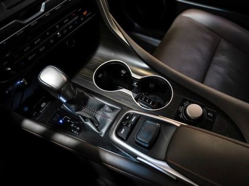 Used 2019 Lexus RX 350 FWD w/ Navigation Package image 31