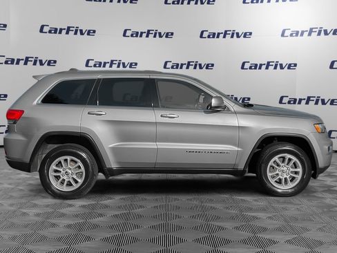 Used 2018 Jeep Grand Cherokee Laredo AWD/4WD image 7