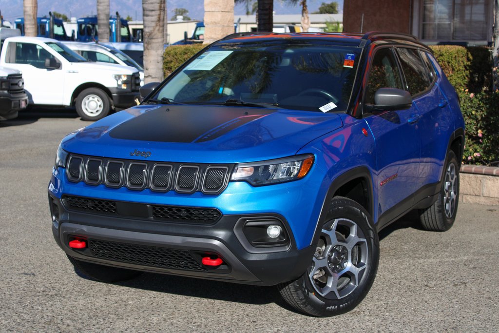 Used 2022 Jeep Compass Trailhawk w/ Trailhawk Convenience Group AWD/4WD image 4