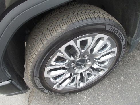 Used 2024 GMC Sierra 1500 Denali Ultimate AWD/4WD image 15