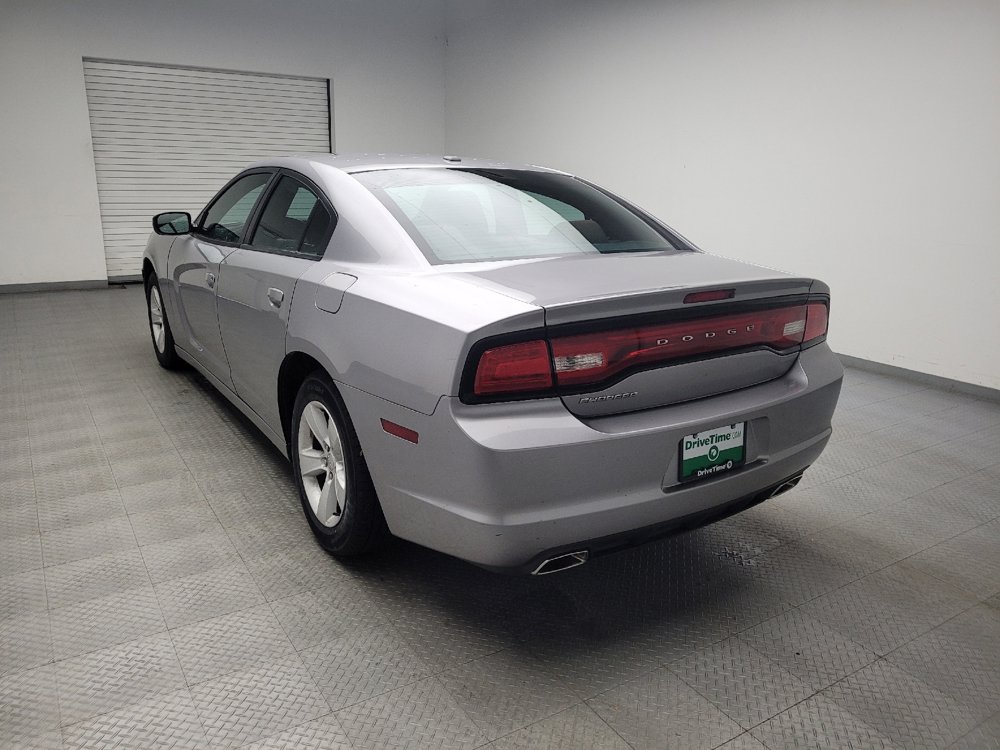 Used 2014 Dodge Charger SE w/ Connectivity Group RWD image 5