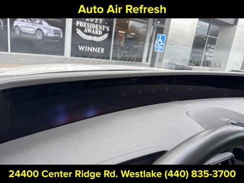 Used 2024 Lincoln Nautilus Premier w/ Equipment Group 102A image 13