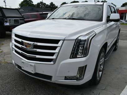 Used 2017 Cadillac Escalade Luxury