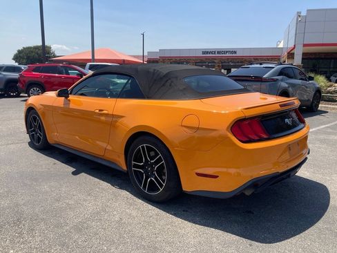 Used 2018 Ford Mustang Premium w/ Equipment Group 201A RWD image 7