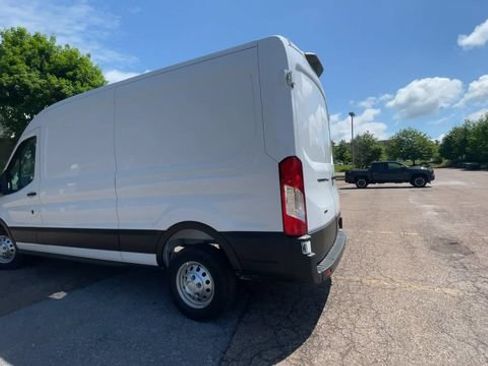New 2026 Ford Transit 250 148 Medium Roof Extended AWD image 6