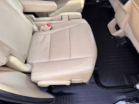 Used 2016 Toyota Highlander Limited image 57