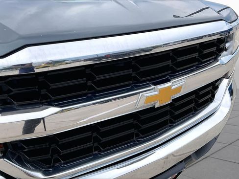 Used 2018 Chevrolet Silverado 1500 LT w/ Texas Edition RWD image 28