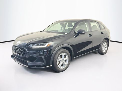 Used 2024 Honda HR-V LX image 3