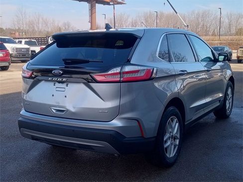 Certified 2024 Ford Edge SEL image 5