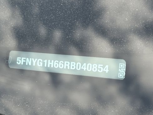 Used 2024 Honda Pilot TrailSport image 39