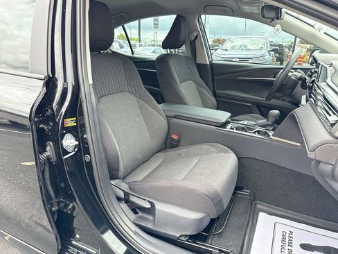 Used 2025 Toyota Camry LE FWD image 25
